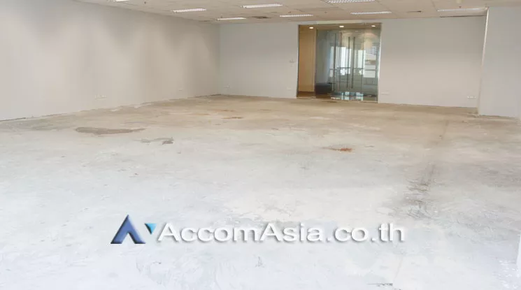  1  Office Space For Rent in Ploenchit ,Bangkok BTS Ploenchit at Athenee Tower AA18057